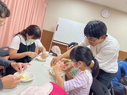 自然観察会・葉っぱの標本づくり体験